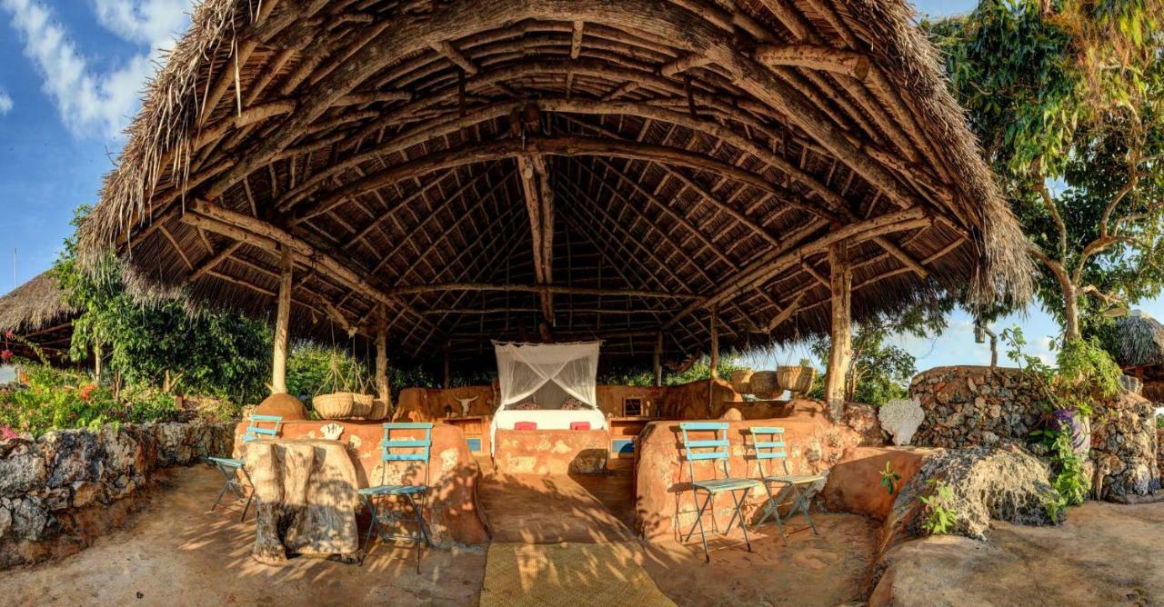 Utopia Rote Lodge Нембрала Экстерьер фото