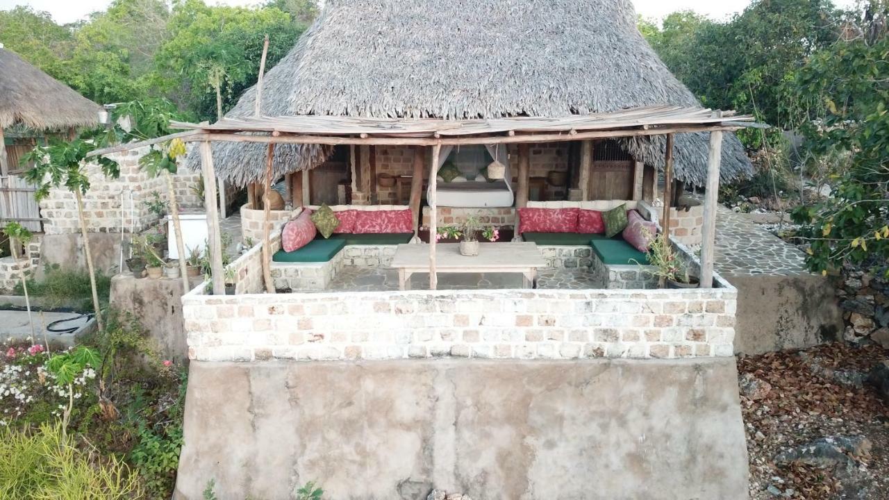 Utopia Rote Lodge Нембрала Экстерьер фото
